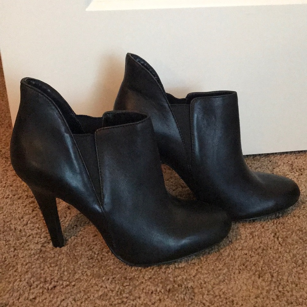 Black heeled ankle booties